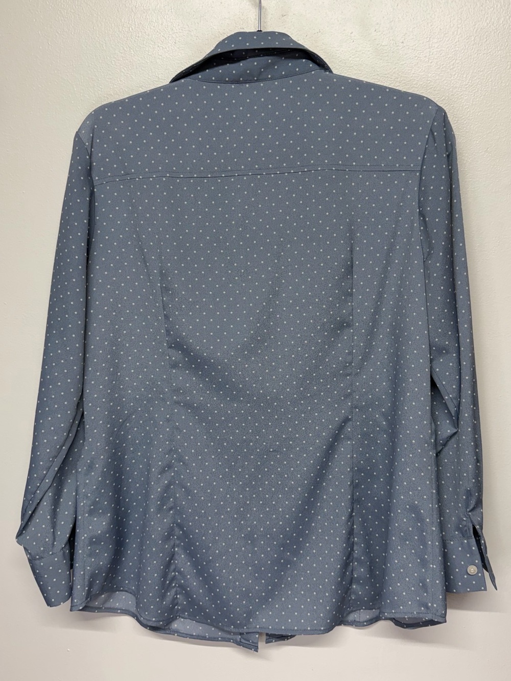Pendleton Blue Dot-Print Button-Up Shirt - Picture 4 of 7